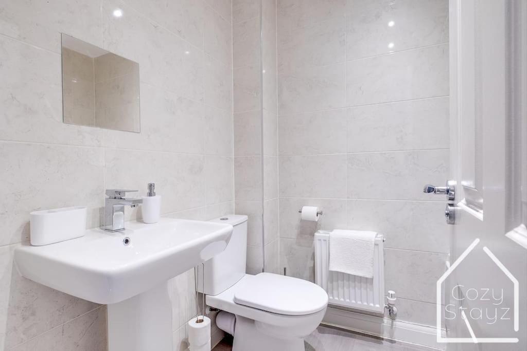 ברמינגהאם Beautiful 5 Bedroom Home In The City Centre With Gated Parking מראה חיצוני תמונה